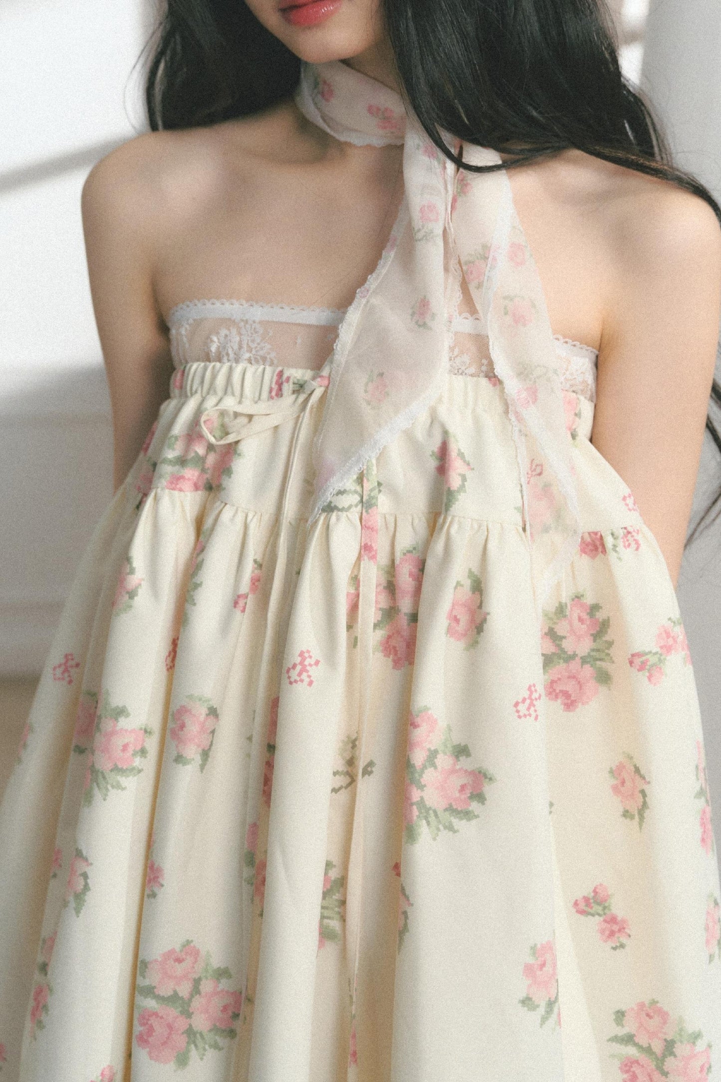 Rose Print Silk Scarf High-Waisted Chic Dress