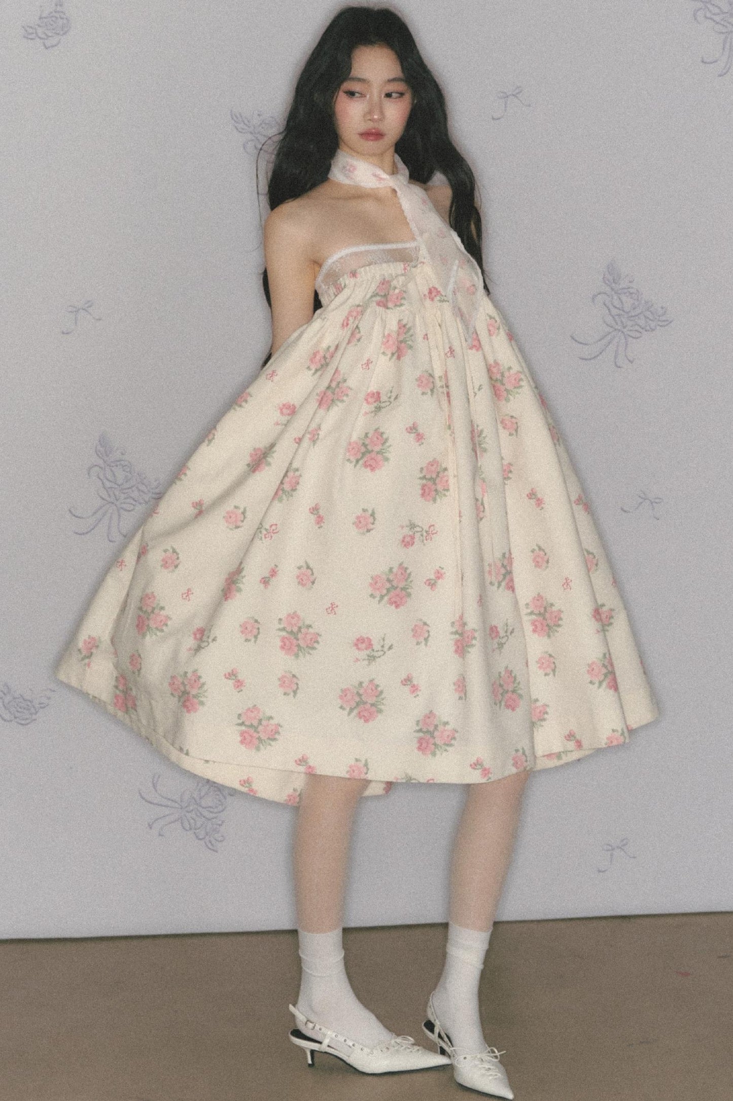 Rose Print Silk Scarf High-Waisted Chic Dress