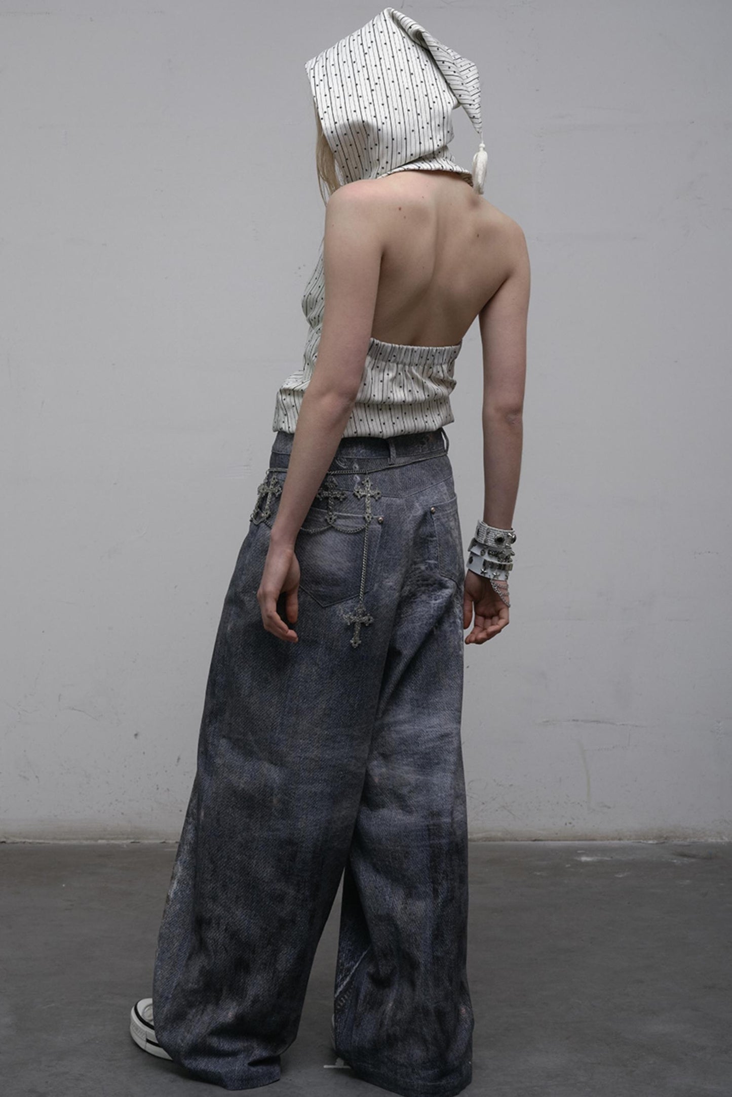 Witchy Sleeveless Top