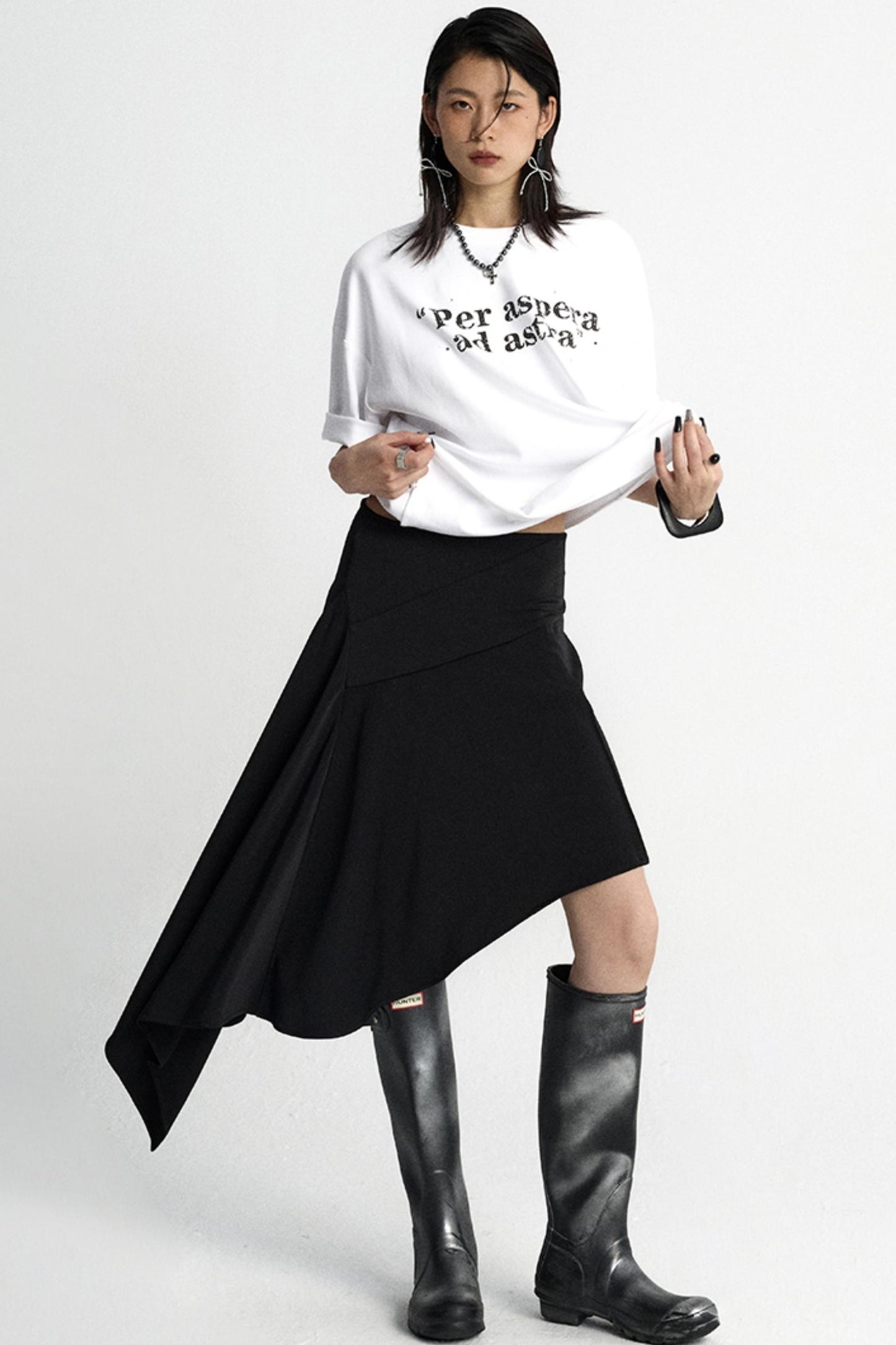 Summer Wavy Black Skirt