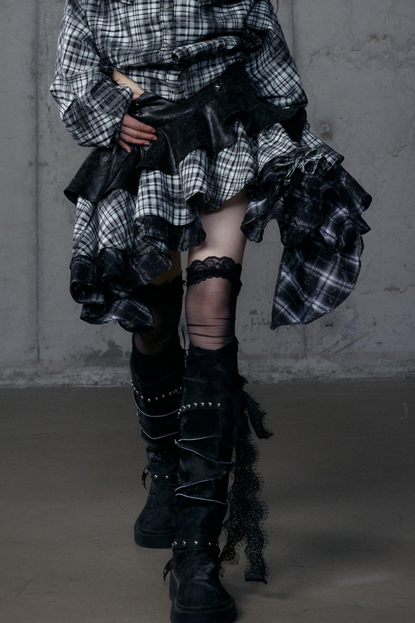 Dark Retro Plaid Leather Skirt