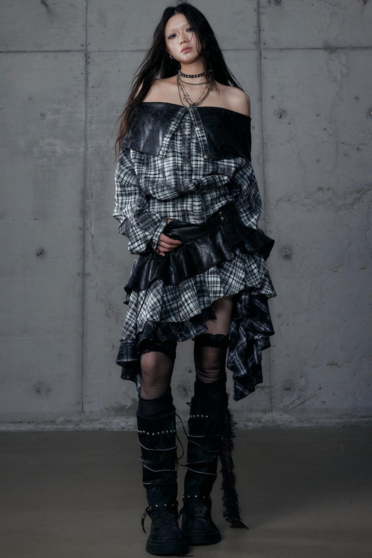Dark Retro Plaid Leather Skirt