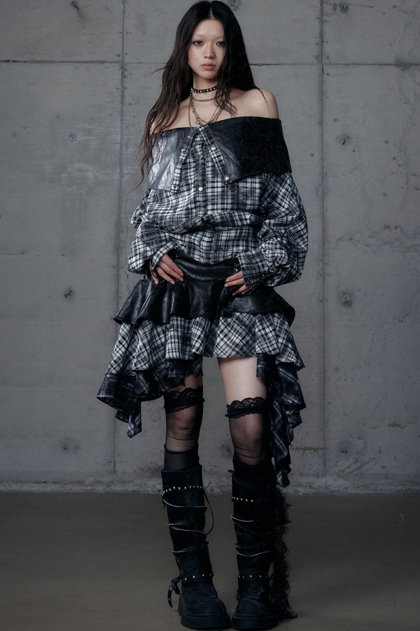 Dark Retro Plaid Leather Skirt