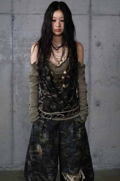 Leaky Shoulder Long Sleeve Top