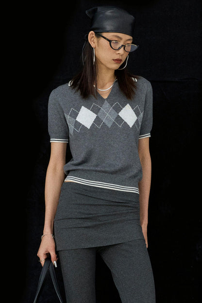 Vintage Diamond V-Neck Tee