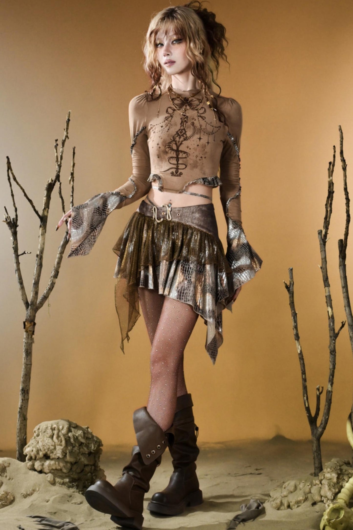 Serpentine Gilt Skirt