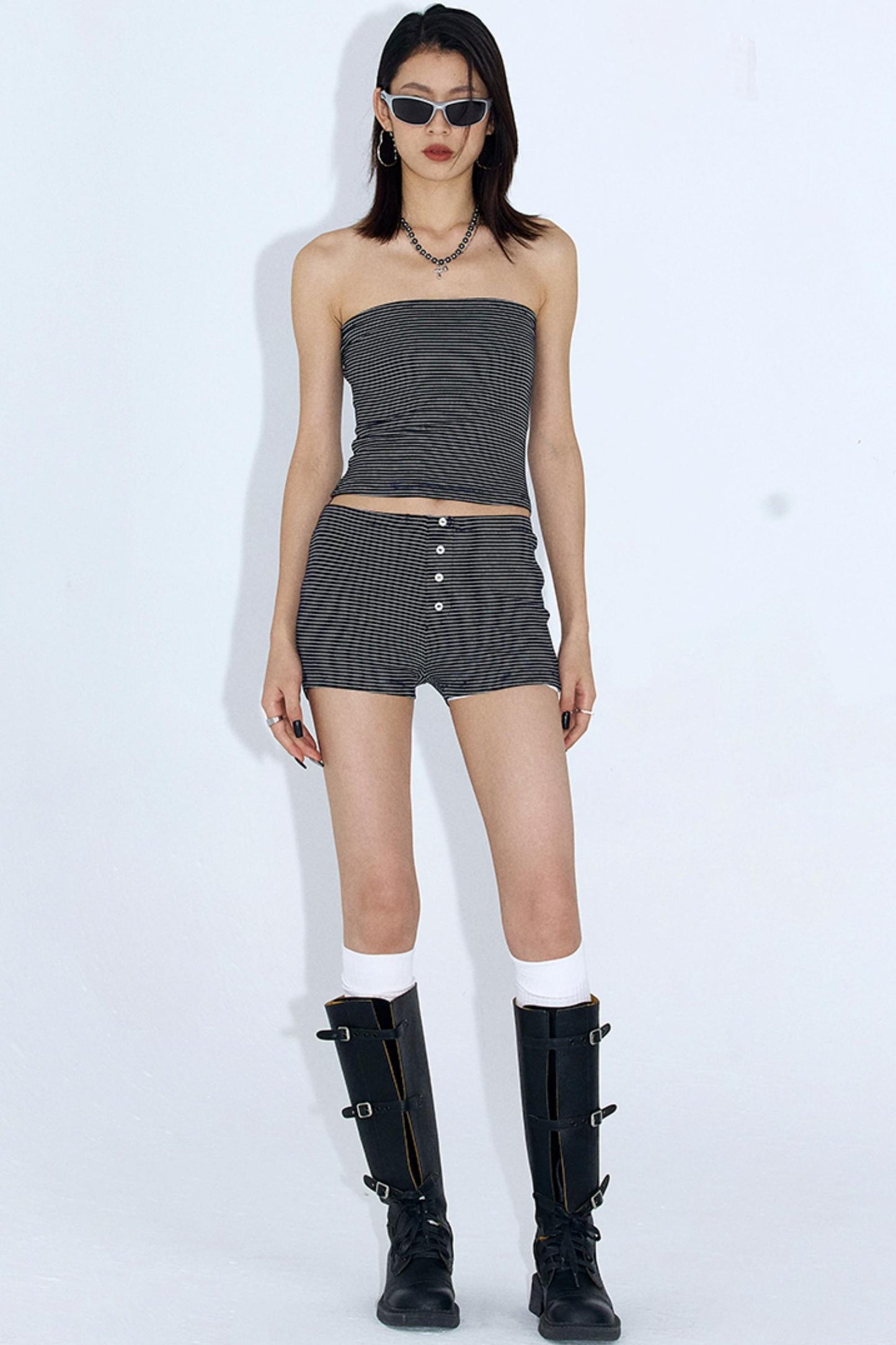 Slimming Striped Yoga Set with Shorts Set-Up