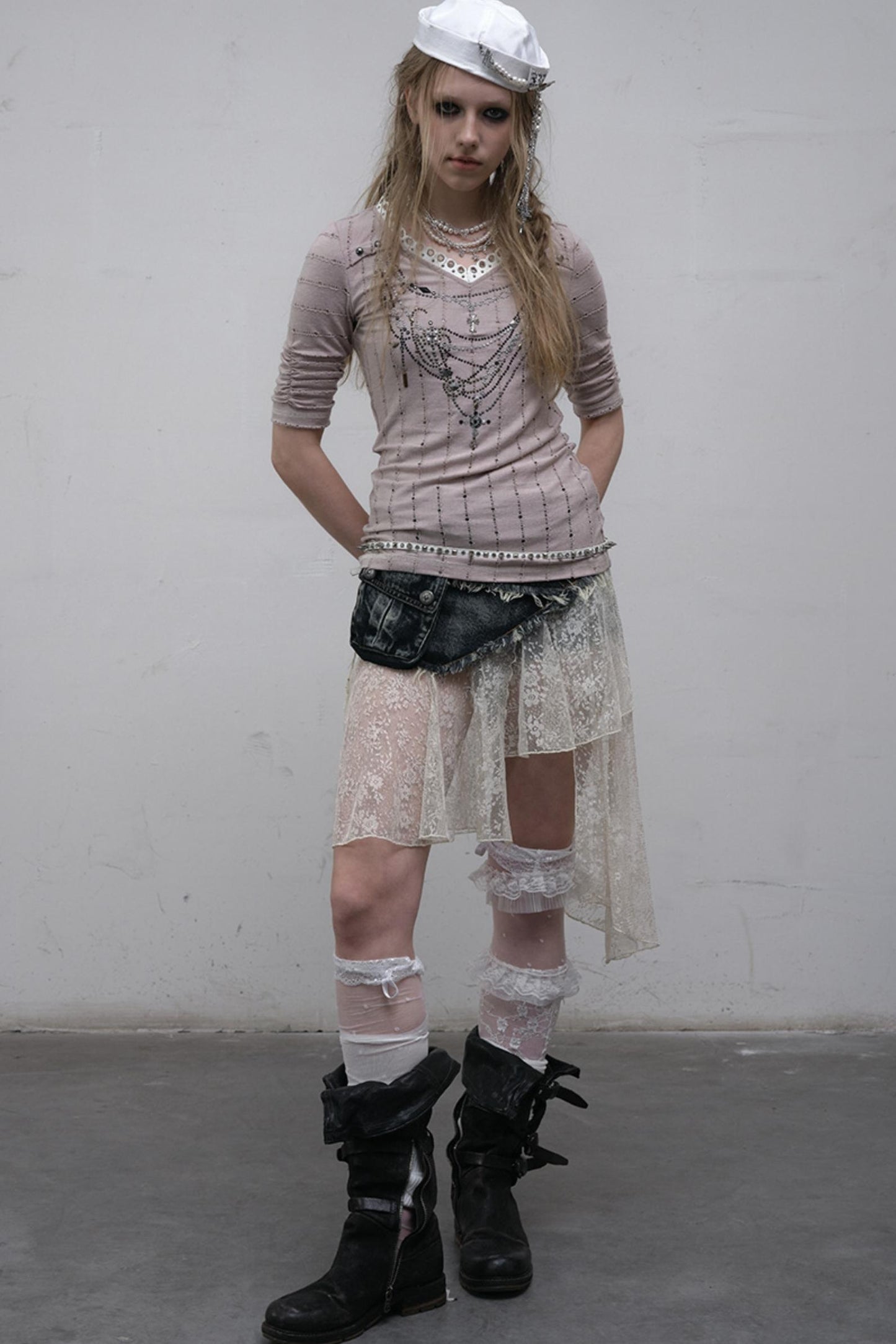 Retro V-Neck Tee Set-Up