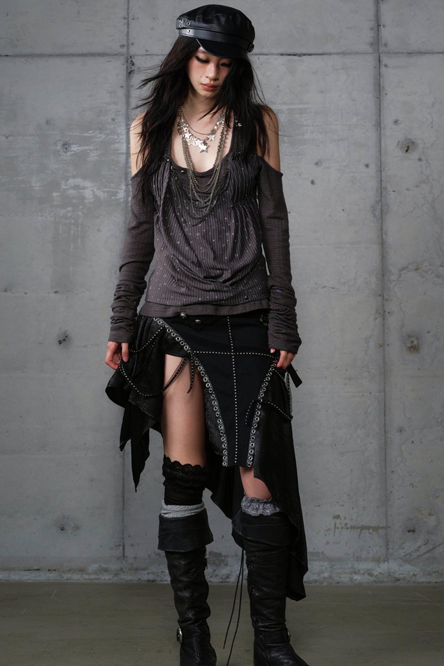 Leaky Shoulder Long Sleeve Top