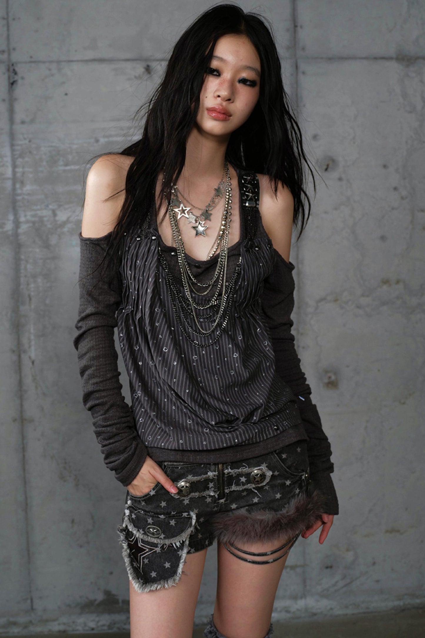 Leaky Shoulder Long Sleeve Top