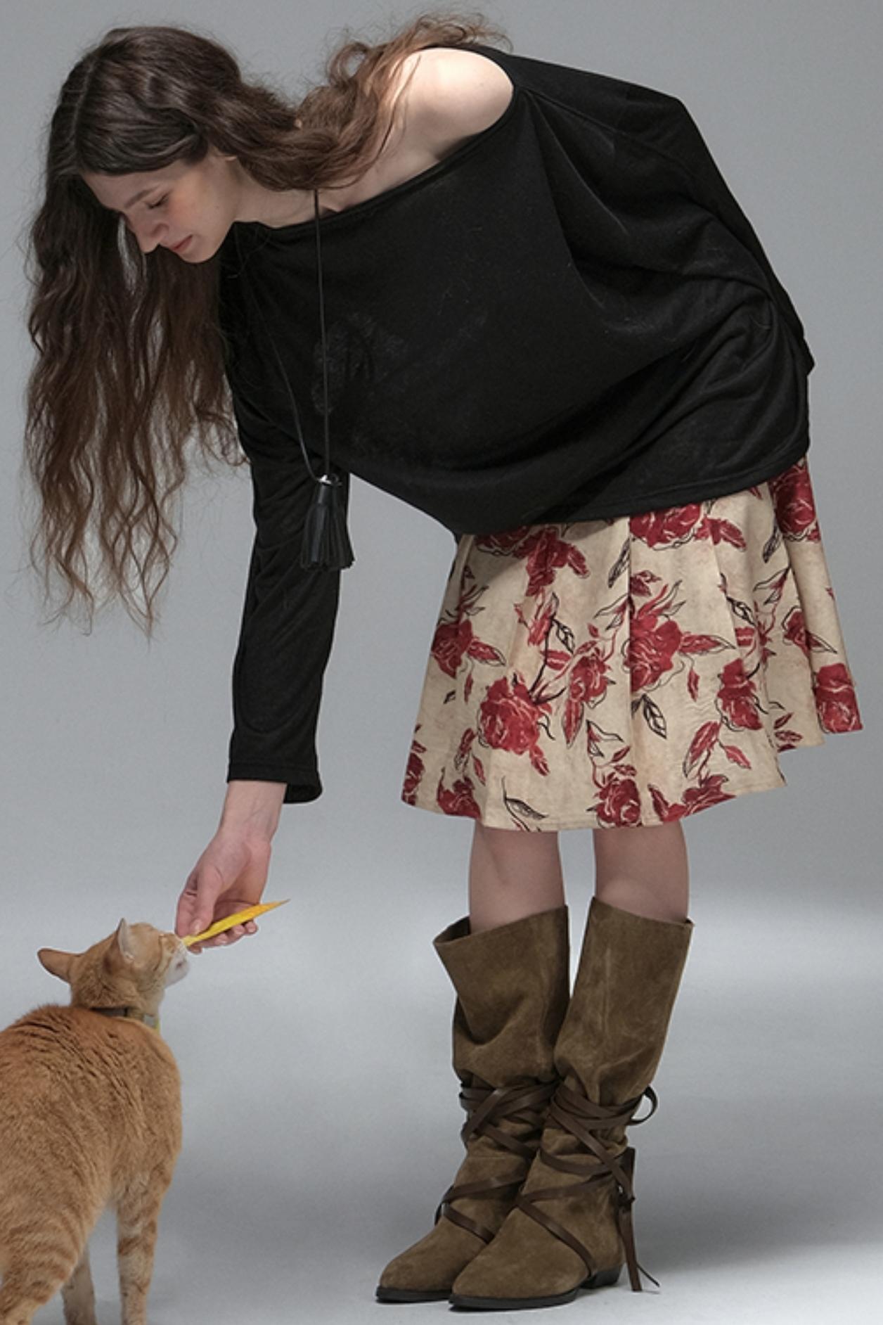 Wind Etched Flowering Pleated Skirt