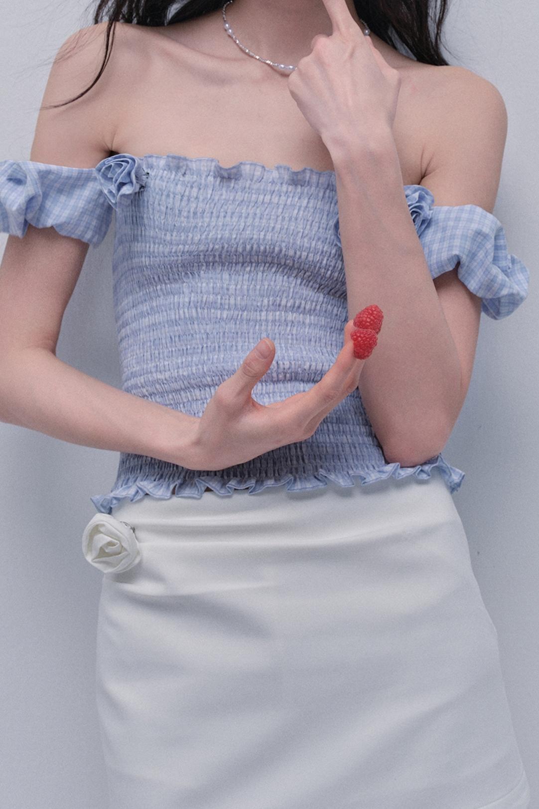 Rose One-Shoulder Bubble Sleeve Top