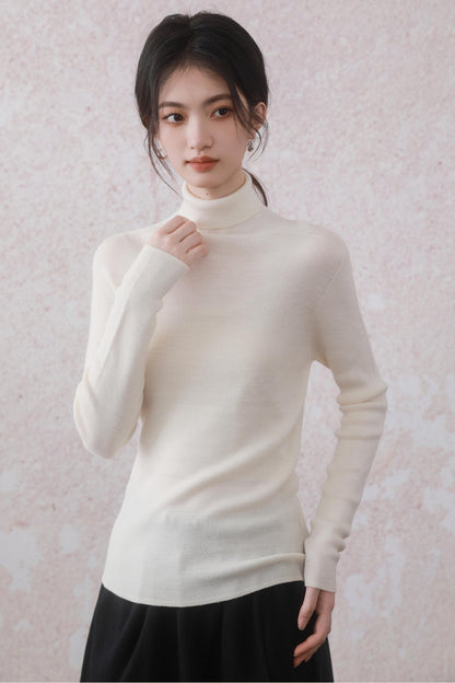 Simple Turtleneck Top