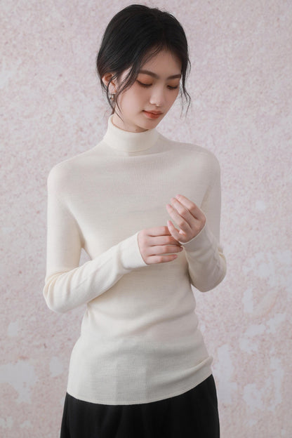 Simple Turtleneck Top