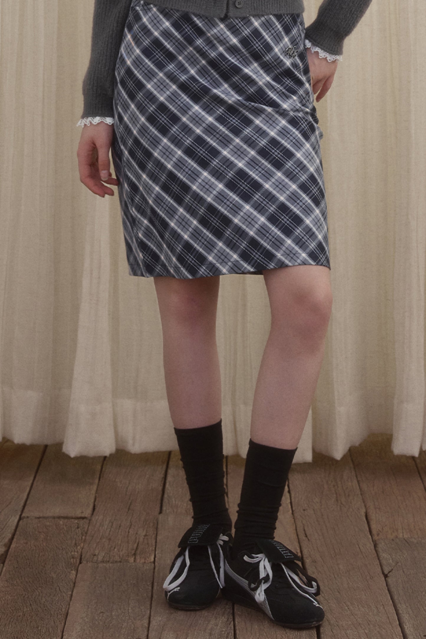 Simple Straight Check Skirt