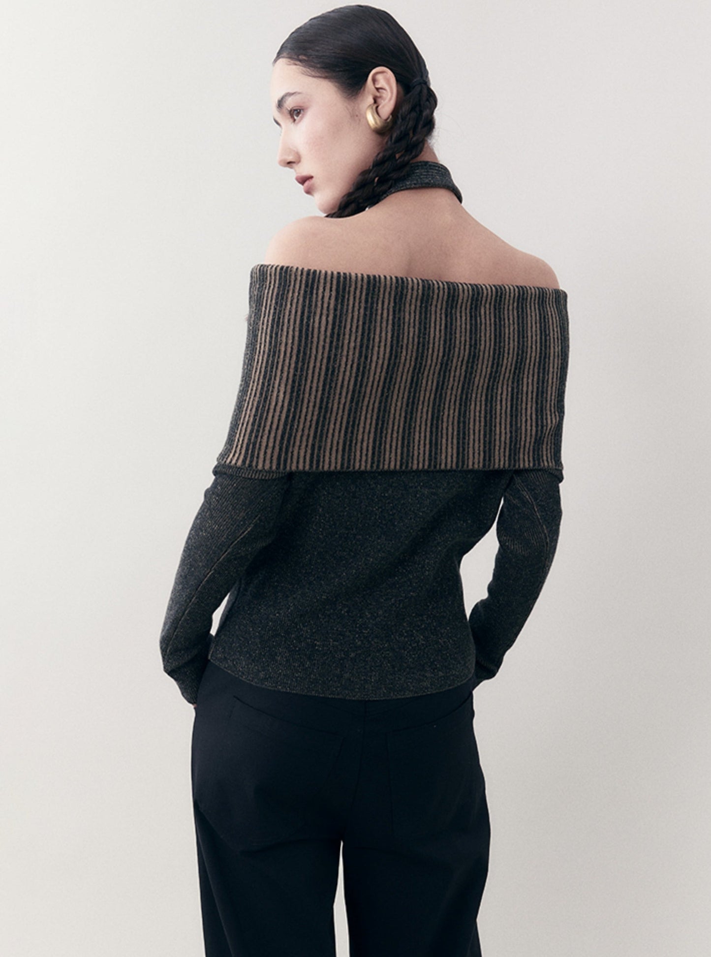 Straight Shoulder Lapel Knit Top