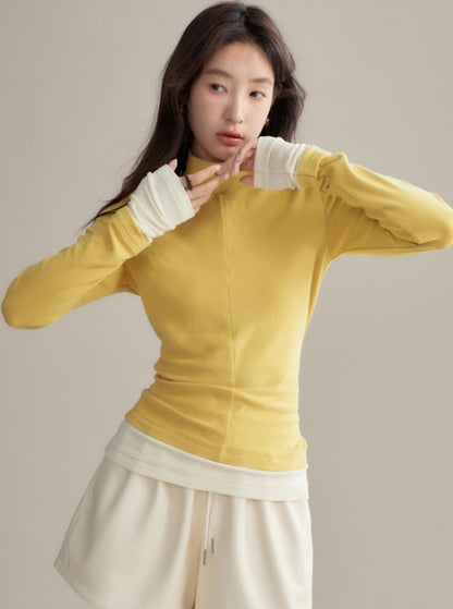 high neck long-sleeved T-shirt