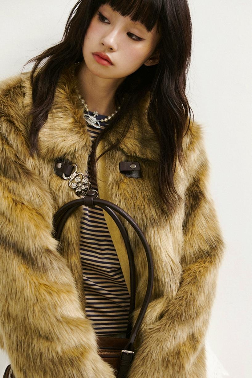 Diamond-Pattern Khaki Fur Jacket