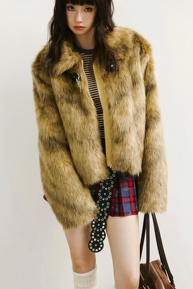 Diamond-Pattern Khaki Fur Jacket