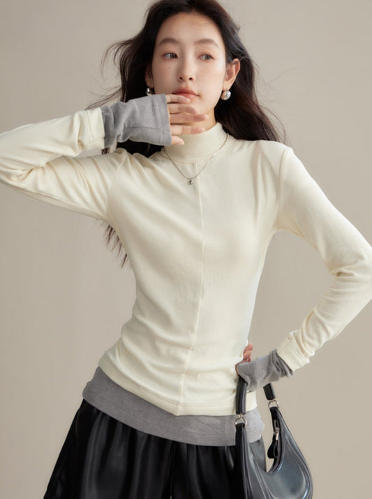 high neck long-sleeved T-shirt