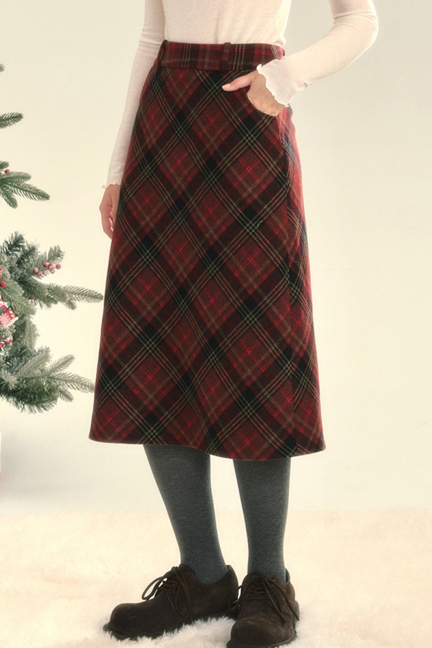 Slim Fit Checkered Skirt