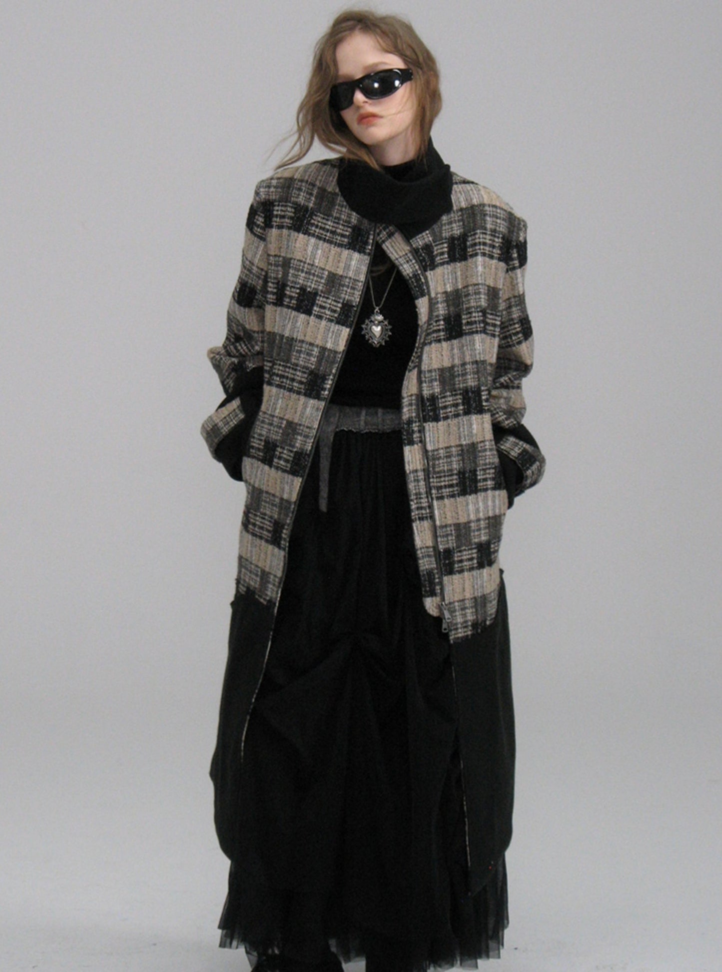 Irregular checked silhouette tweed coat