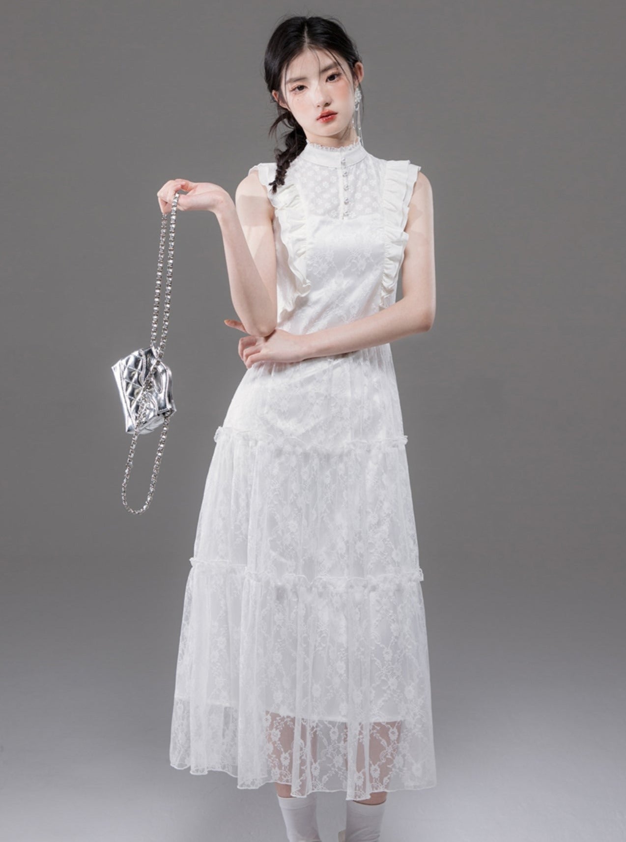 White Lace Stand-up Collar Dress