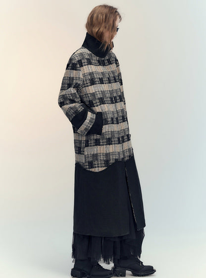 Irregular checked silhouette tweed coat