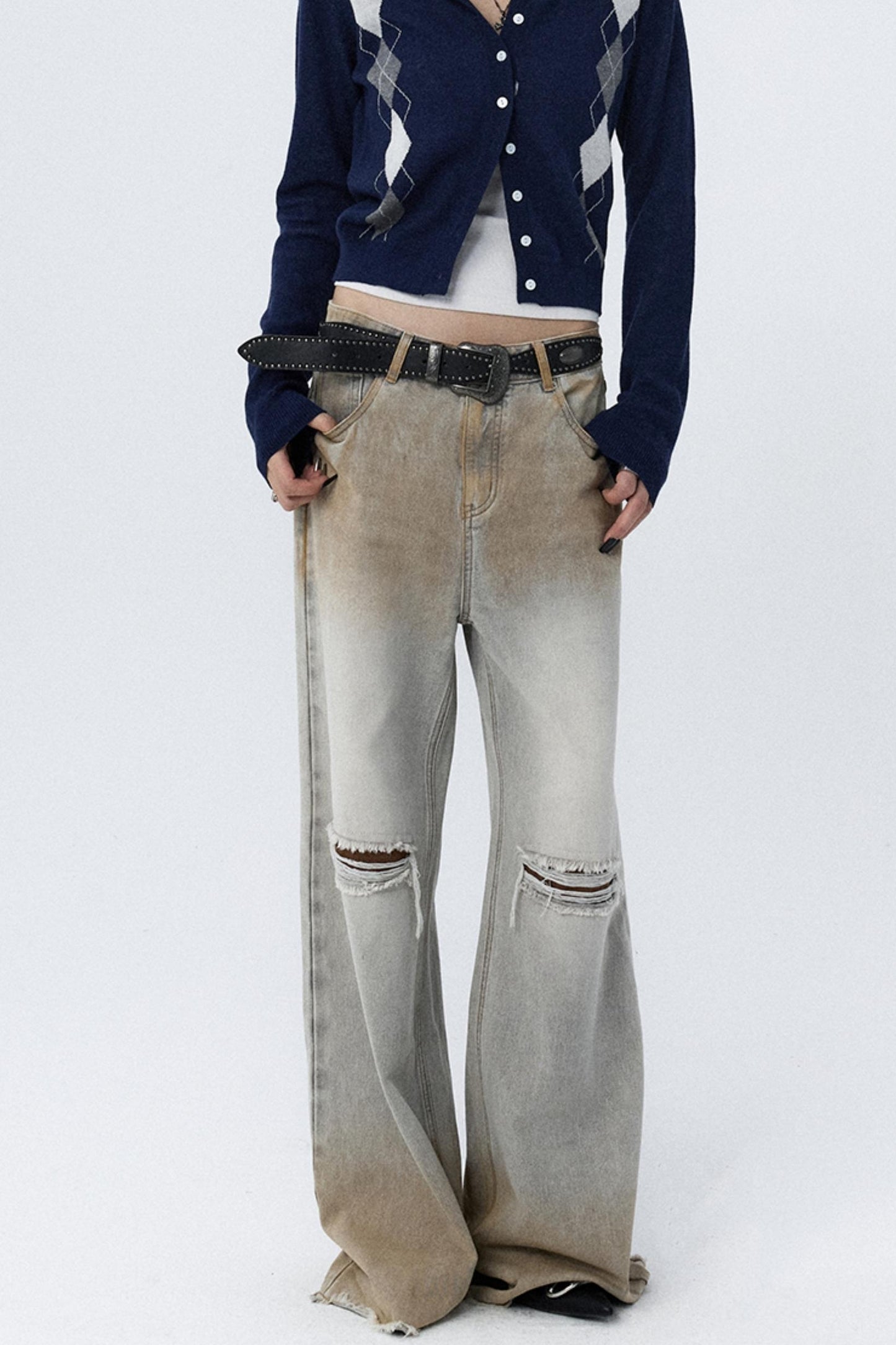 Distressed Gradient Raw Flared Jeans