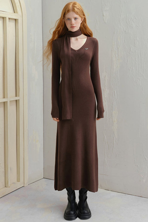 French V-Neck Slim Knit Maxi Dress