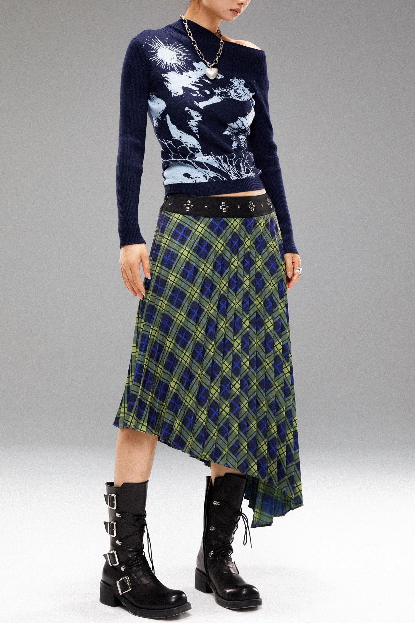 Dimensional Pleated Check Skirt