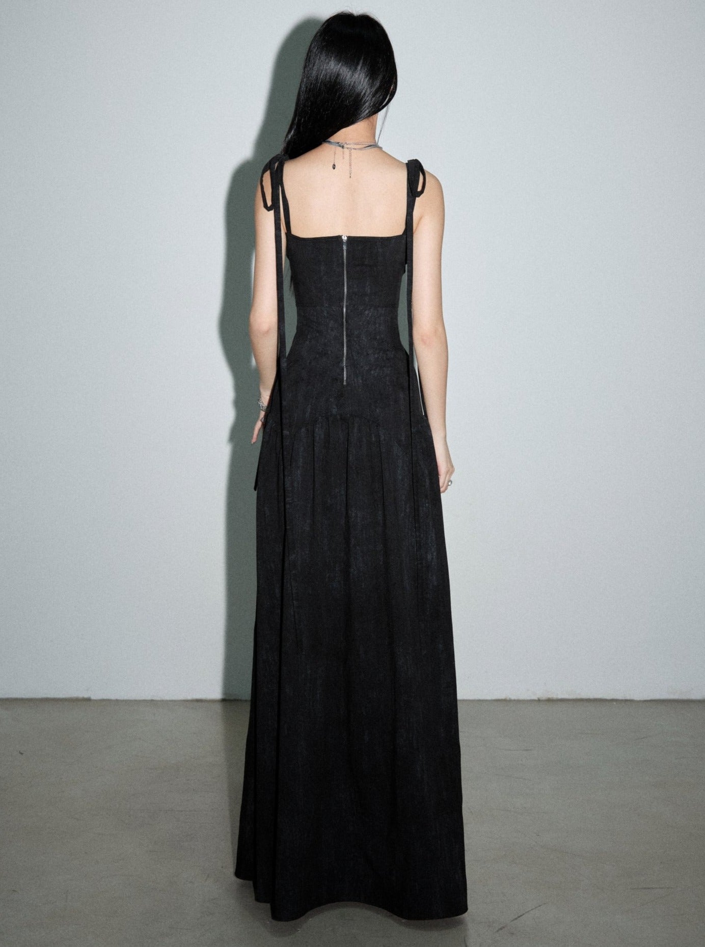 Dark Elegant Hollow Tie Maxi Dress