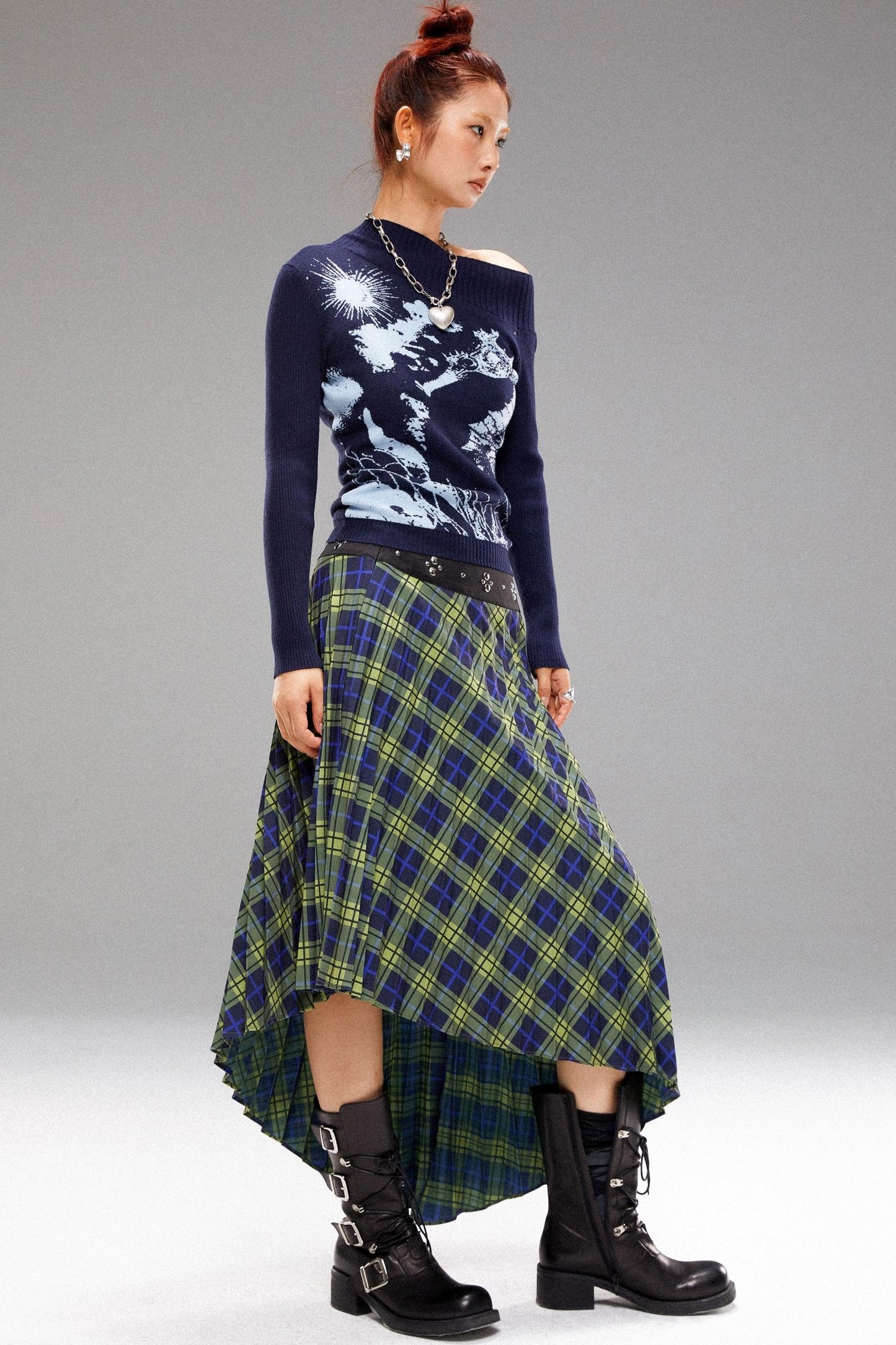 Dimensional Pleated Check Skirt