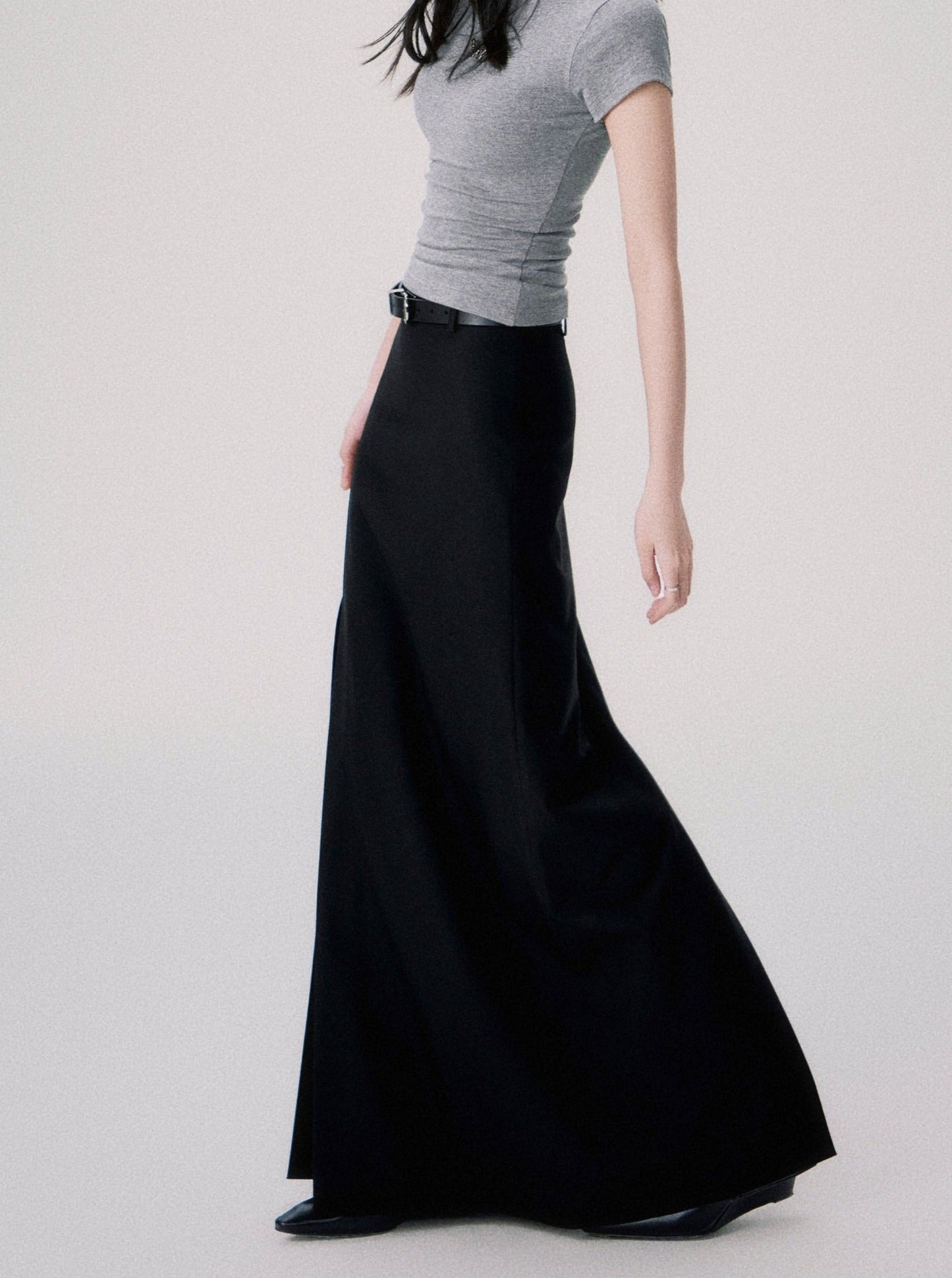 Mid-Rise Slit Maxi Skirt