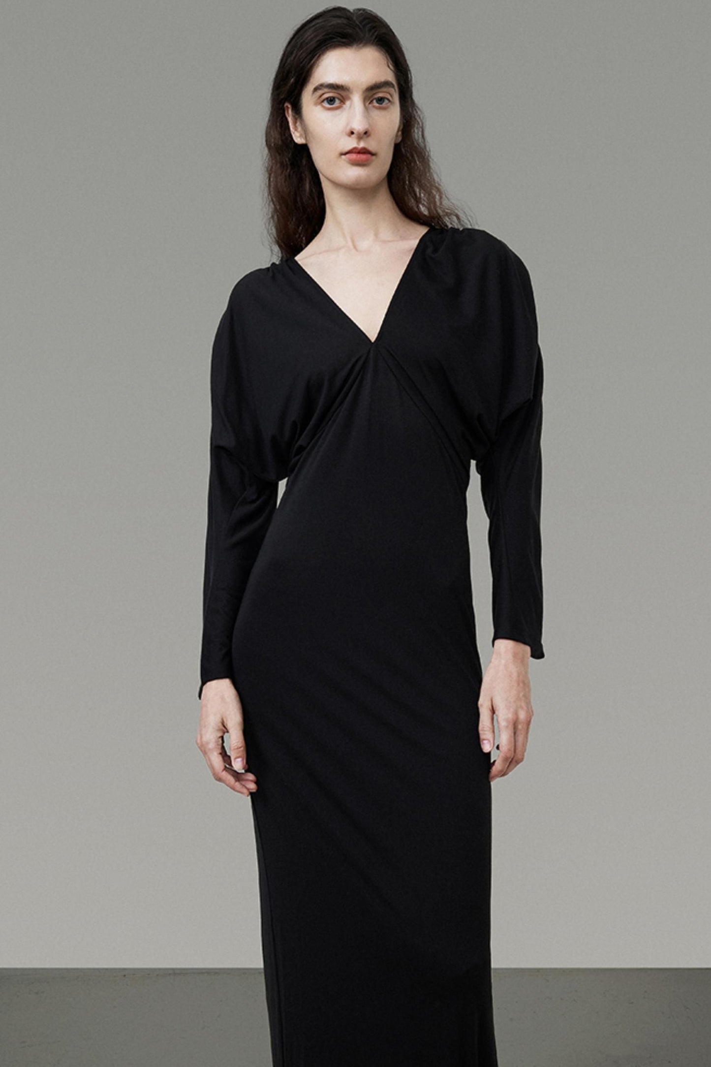 Slim-Fit Black Knit Dress