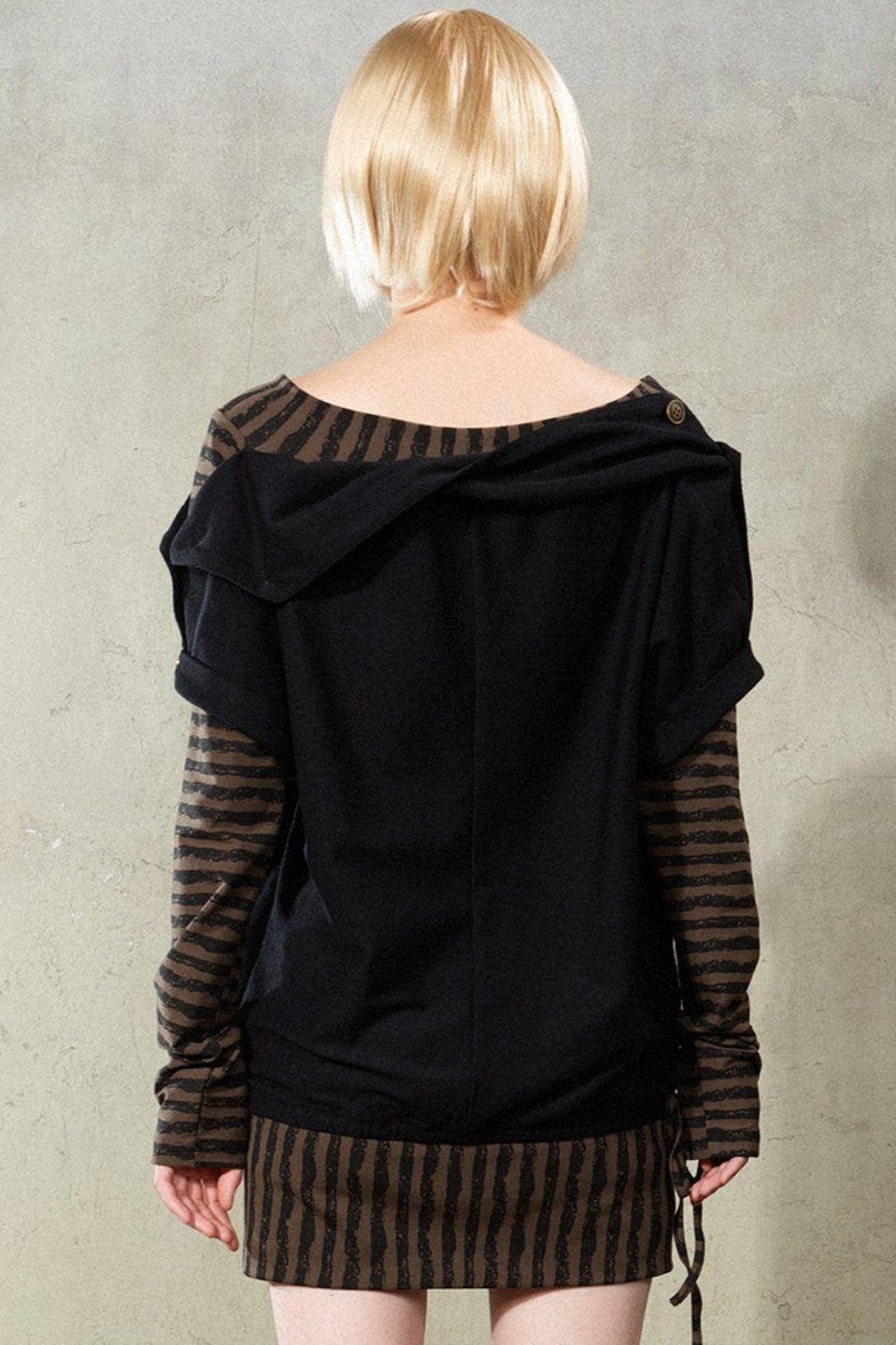 Black & White One-Shoulder Sweatshirt