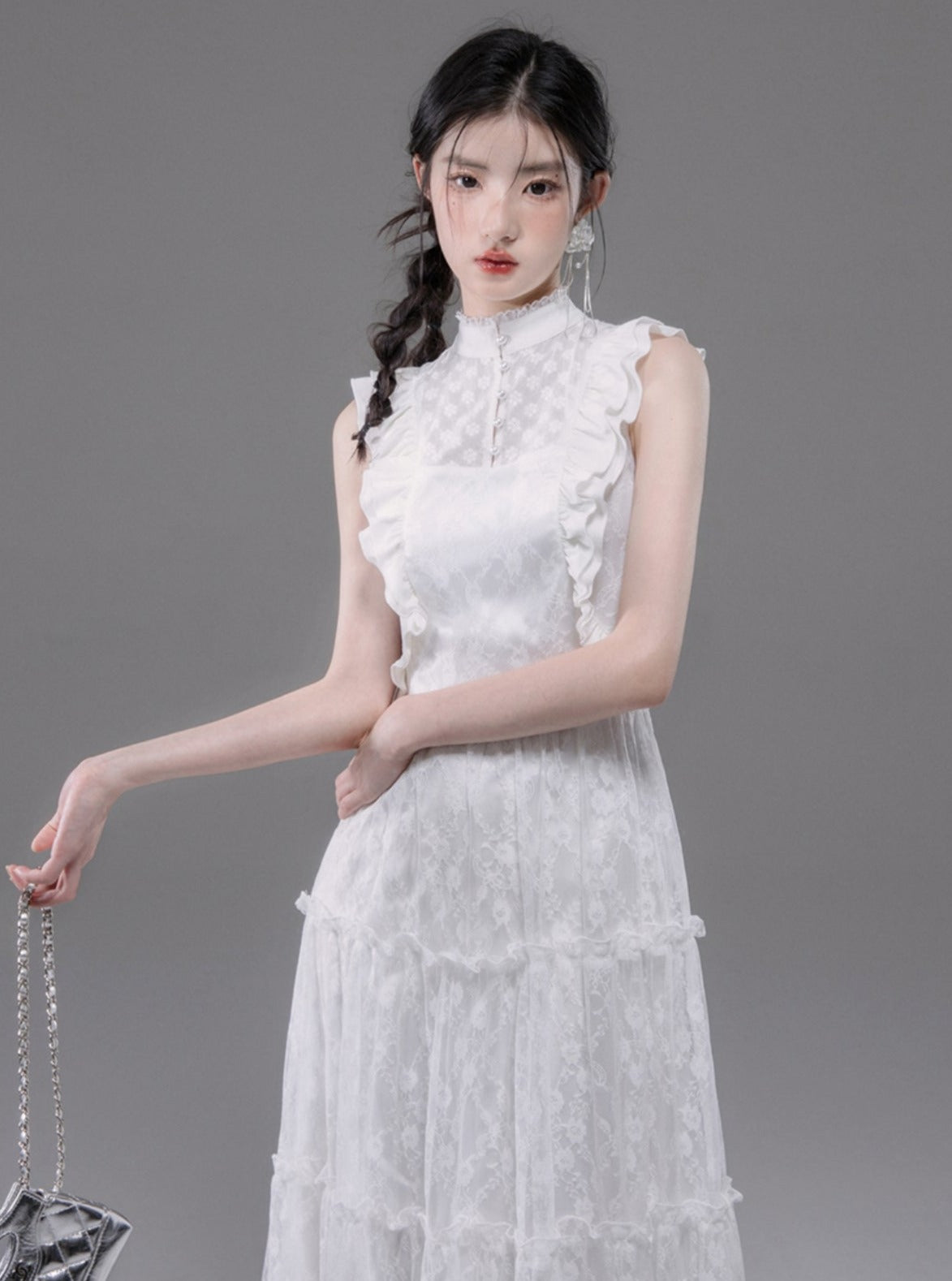 White Lace Stand-up Collar Dress