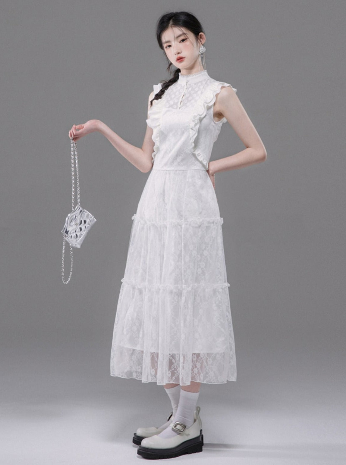 White Lace Stand-up Collar Dress