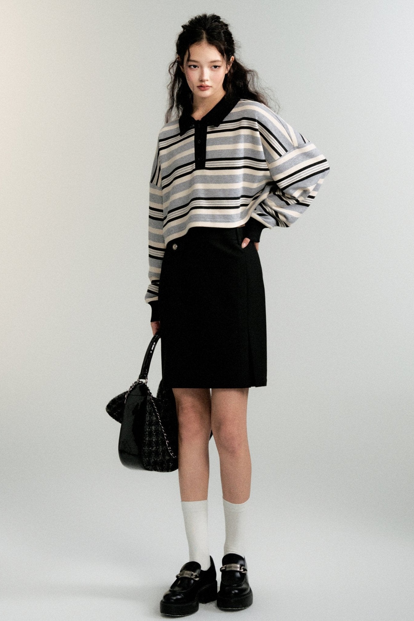 Sporty Contrasting Striped Sweatshirt