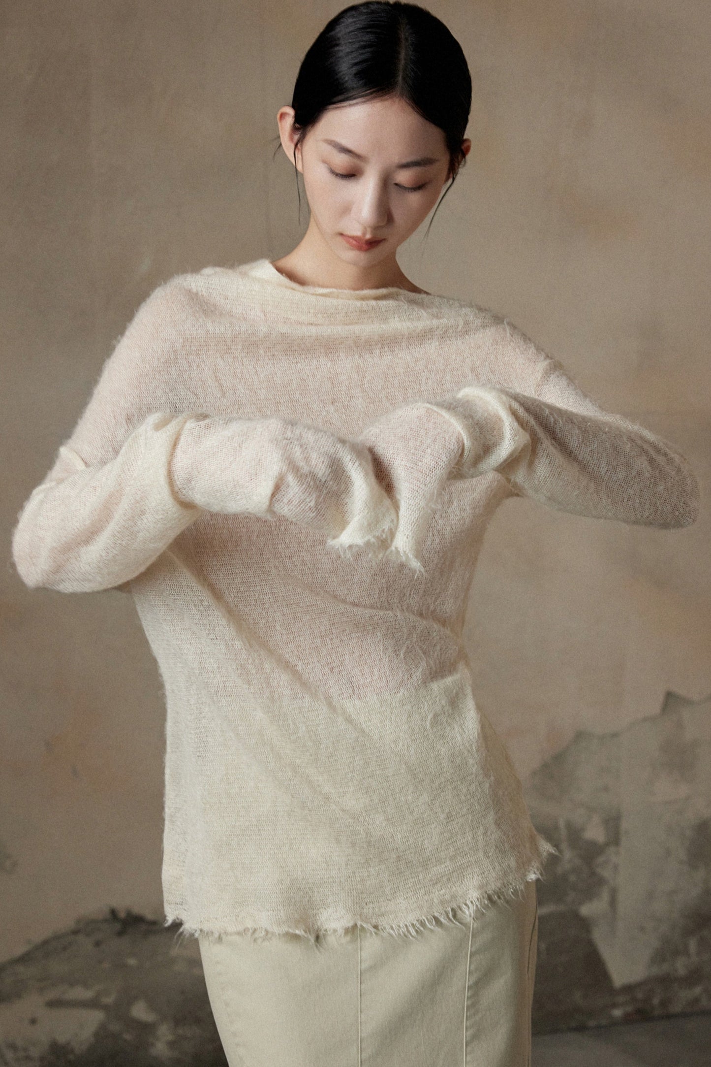 One-Shoulder Long-sleeve Top