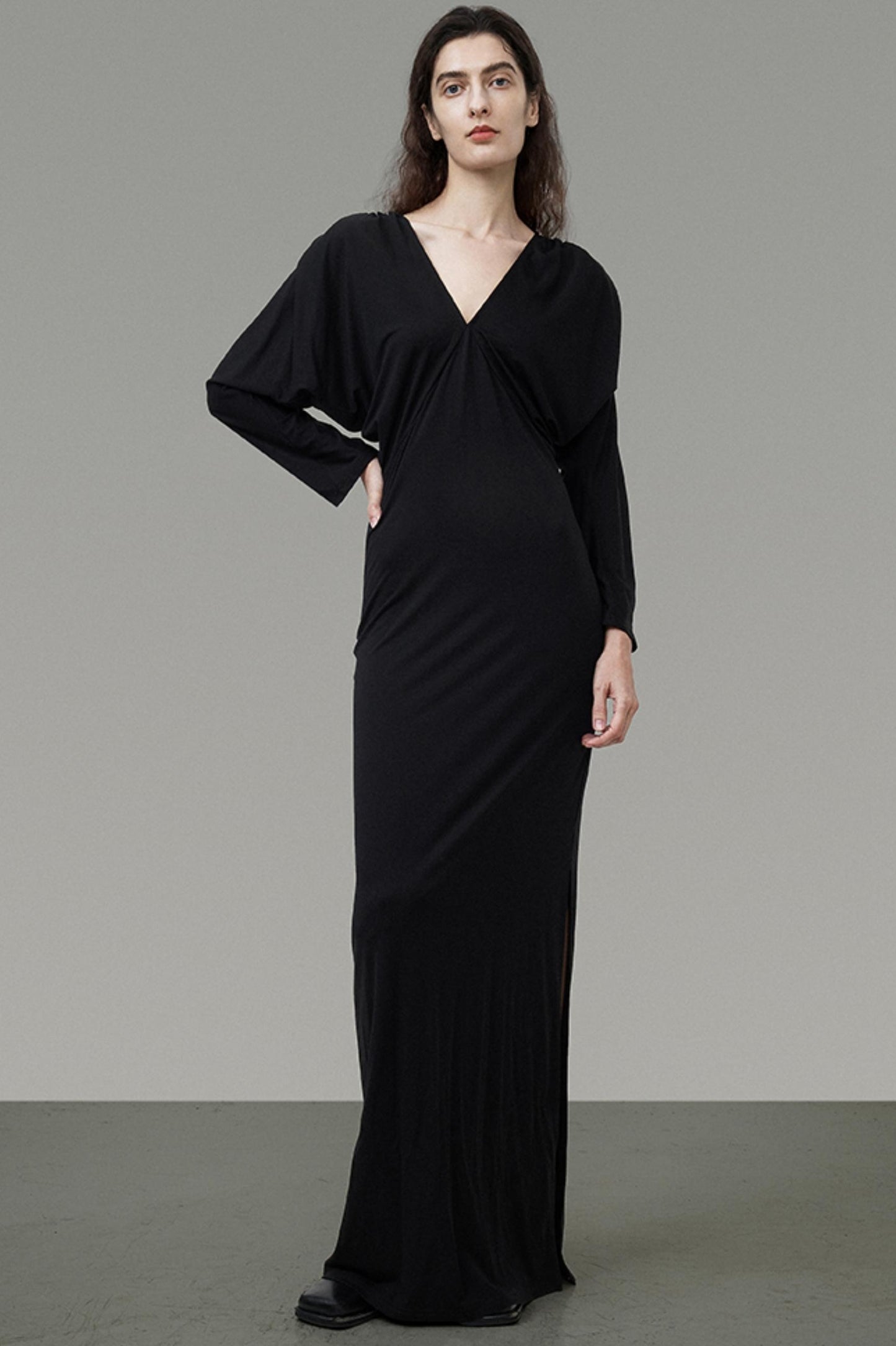 Slim-Fit Black Knit Dress