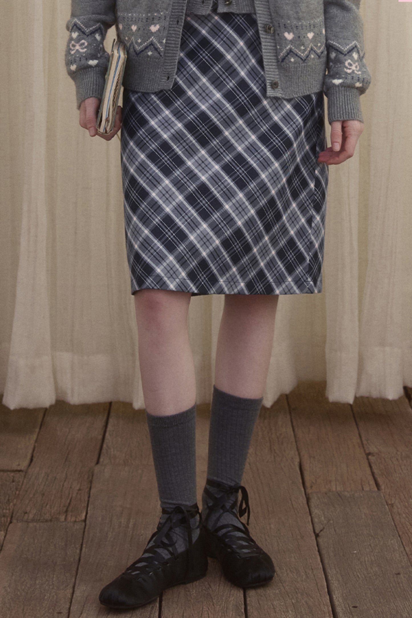 Simple Straight Check Skirt