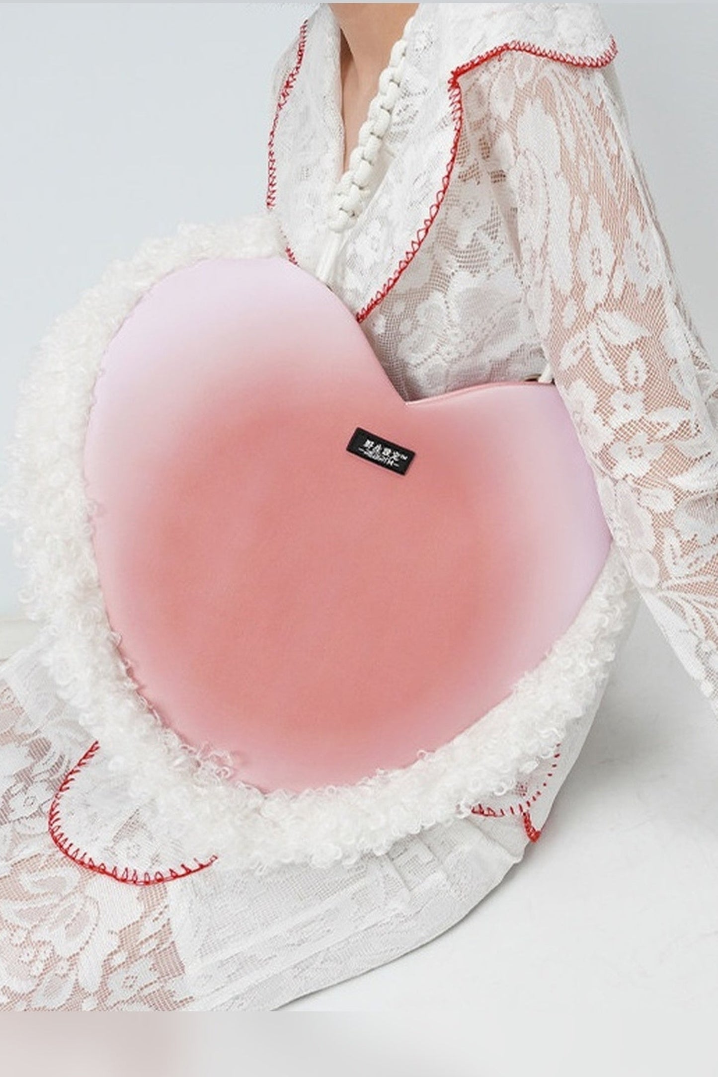 Sac bandoulière sous le bras tissé moelleux en forme de cœur