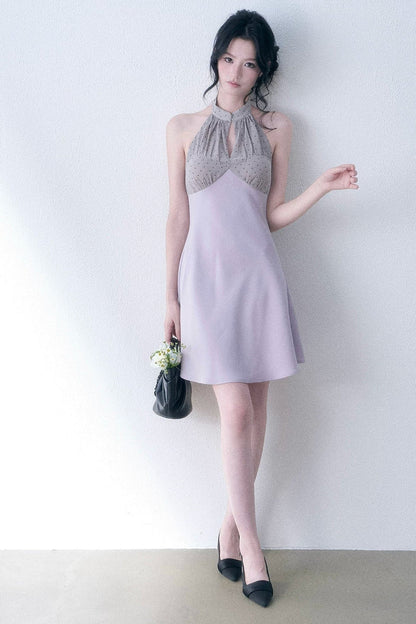 Robe dos-nu patchwork en dentelle