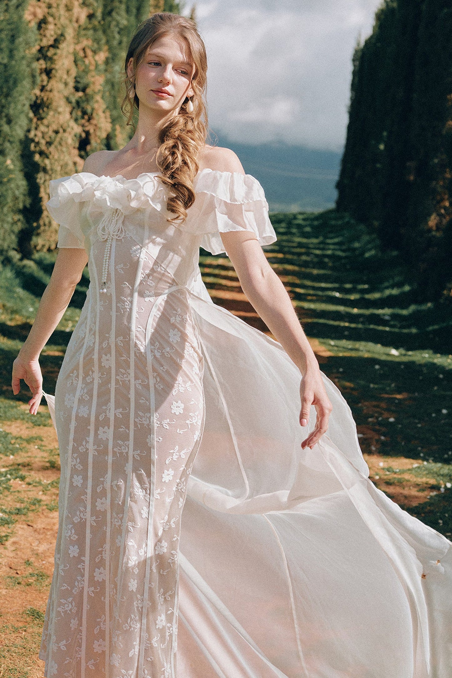 Lace French Retro Off-Shoulder Fishbone Dress