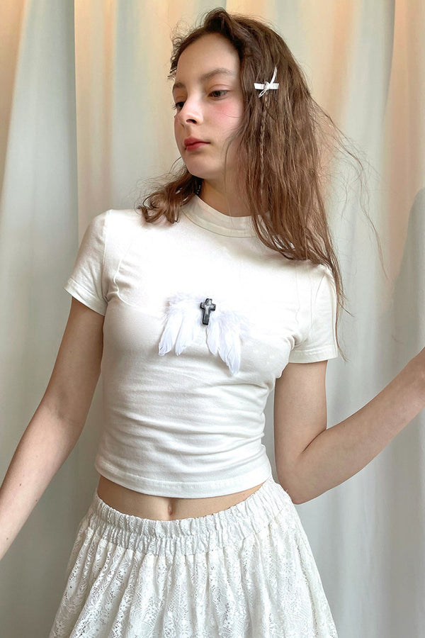 Black White Spliced Feather Cross T-shirt