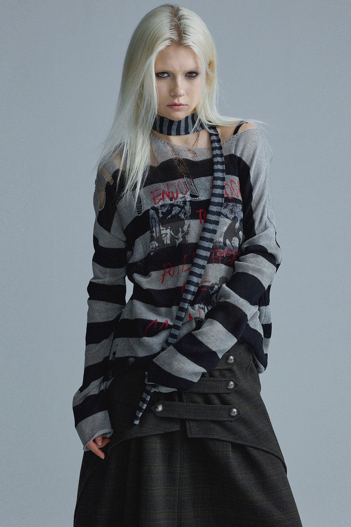 Top in maglia a righe punk a maniche lunghe