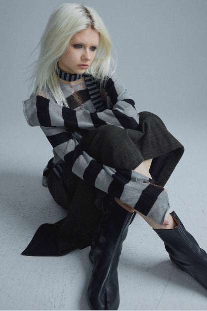 Top in maglia a righe punk a maniche lunghe