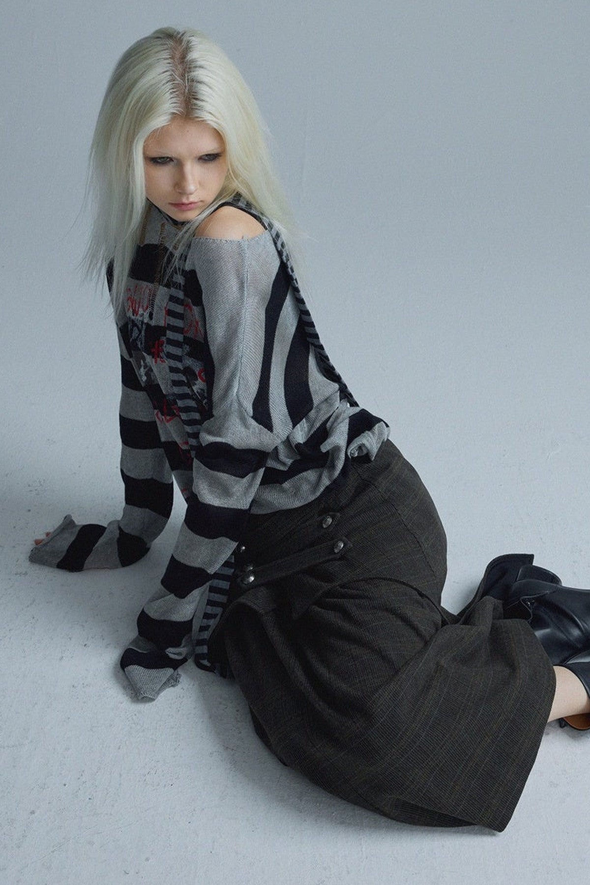 Top in maglia a righe punk a maniche lunghe