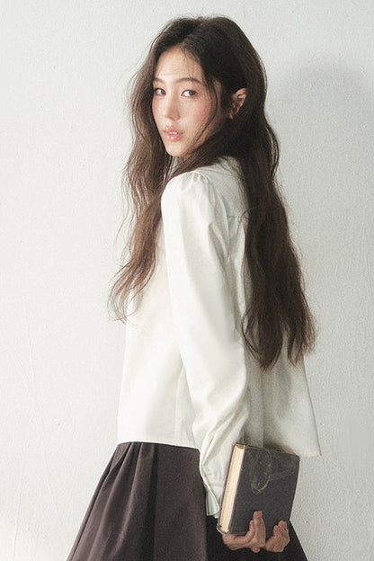 White Doll Collar Lyocell Blouse
